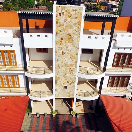 Hotel Indaura Ettukala Exterior foto